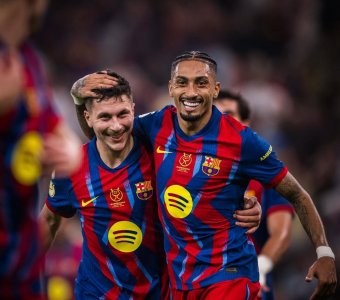 كأس السوبر الإسباني: برشلونة يكتسح اتلتيك بلباو ويبلغ النهائي