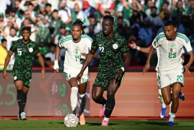 صحيفة  ليكيب : الجزائر لم تكن في الموعد