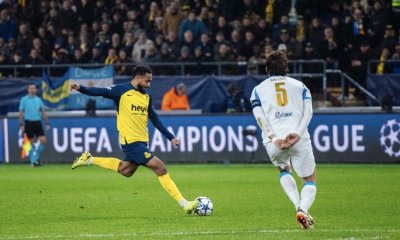 عقد مغري يقرب بوفال من زياش