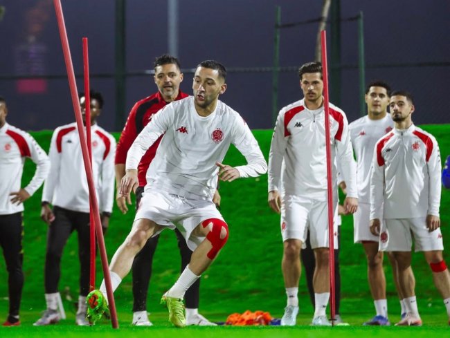 زياش يتألق في وديتي الوداد بقطر