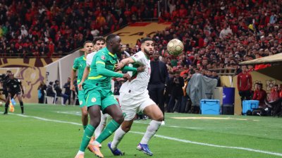 المغرب متعادل مع السنغال بنهاية الشوط الأول
