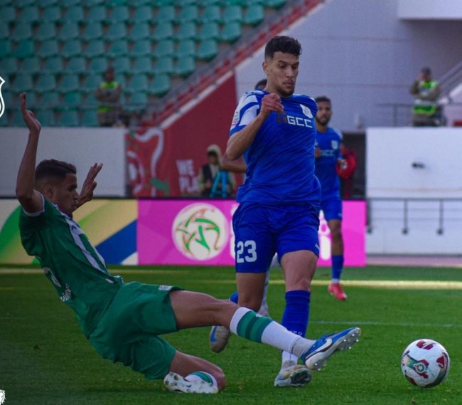 البطولة الإحترافية 1.. داكوسطا يقود الدفاع الجديدي للفوز على أولمبيك الدشيرة