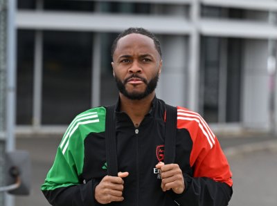 تشيلسي يعلن انتهاء عقد لاعبه رحيم ستيرلينغ