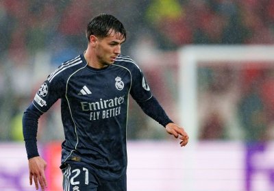 3 أندية إنجليزية تريد إبراهيم قبل ساعات قليلة من إغلاق الميركاطو