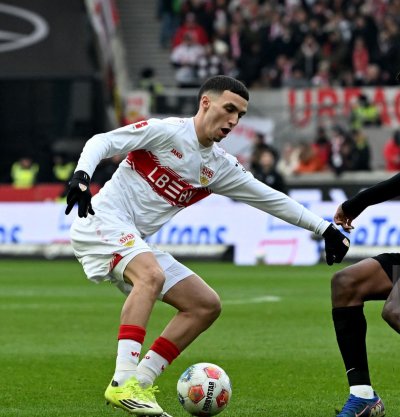 الخنوس يعود متألقا