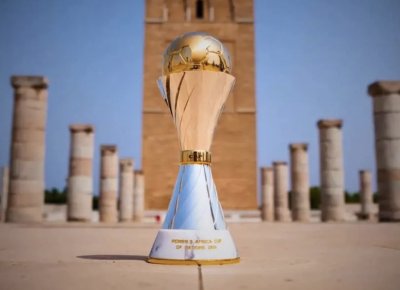 خطوة من الجامعة لتأجيل   كان  السيدات في إجتماع المكتب التنفيذي للكاف