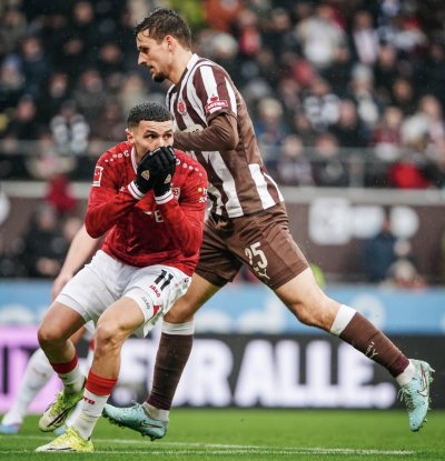 شوط واحد متوسط للخنوس في هزيمة شتوتغارت