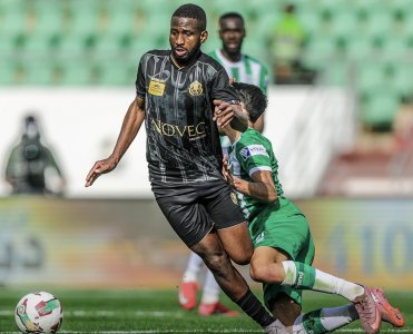 أولمبيك الدشيرة والفتح يفترقان على التعادل