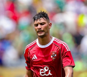 أشرف داري يضع الأهلي في مأزق قانوني