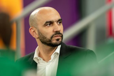 وليد الركراكي يباشر مهامه بمتابعة عدد من اللاعبين