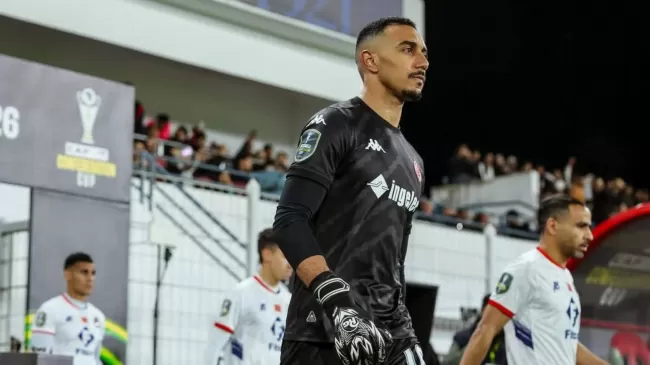 بنعبيد يكشف تفاصيل خلافه مع آيت منا ويضع النقاط على الحروف