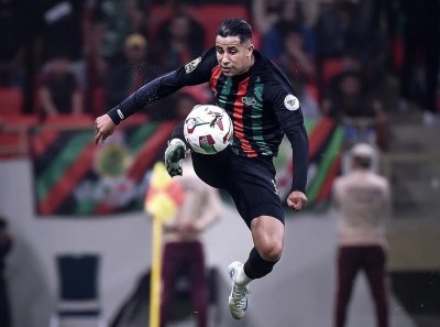 الأهلي يراقب تطور مستوى رضا سليم مع  الزعيم 
