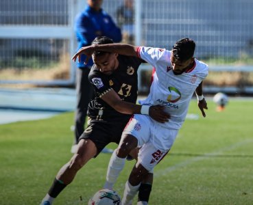 البطولة الاحترافية 1.. حسنية أكادير يصطاد القرش ويزيد من معاناته