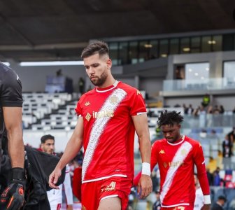 إنتهاء موسم مدافع الوداد فيريرا