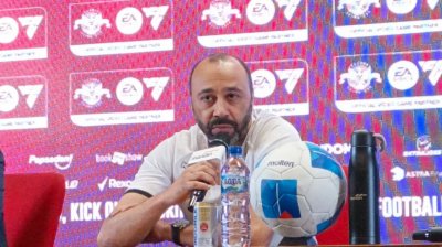 بداية متعثرة للسكيتيوي مع منتخب عمان