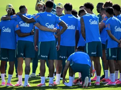 لاعبو المنتخب البرازيلي استأنفوا تداريبهم تحضيرا للمغرب