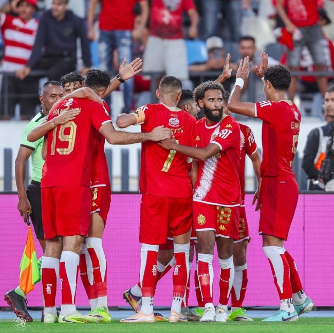 الوداد الرياضي مطالب بتسوية نزاعاته