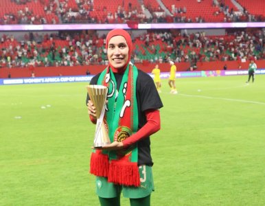 نهيلة بنزينة:  سعيدة بفوز اللبؤات والتأهل للمونديال وسعيدة بفوزي بجائزة أفضل لاعبة 