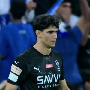 الهلال يفوز برباعية وبونو يستقبل هدفين